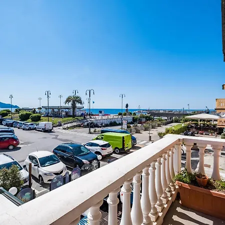 La Marina Apartman Lavagna