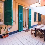 La Marina *